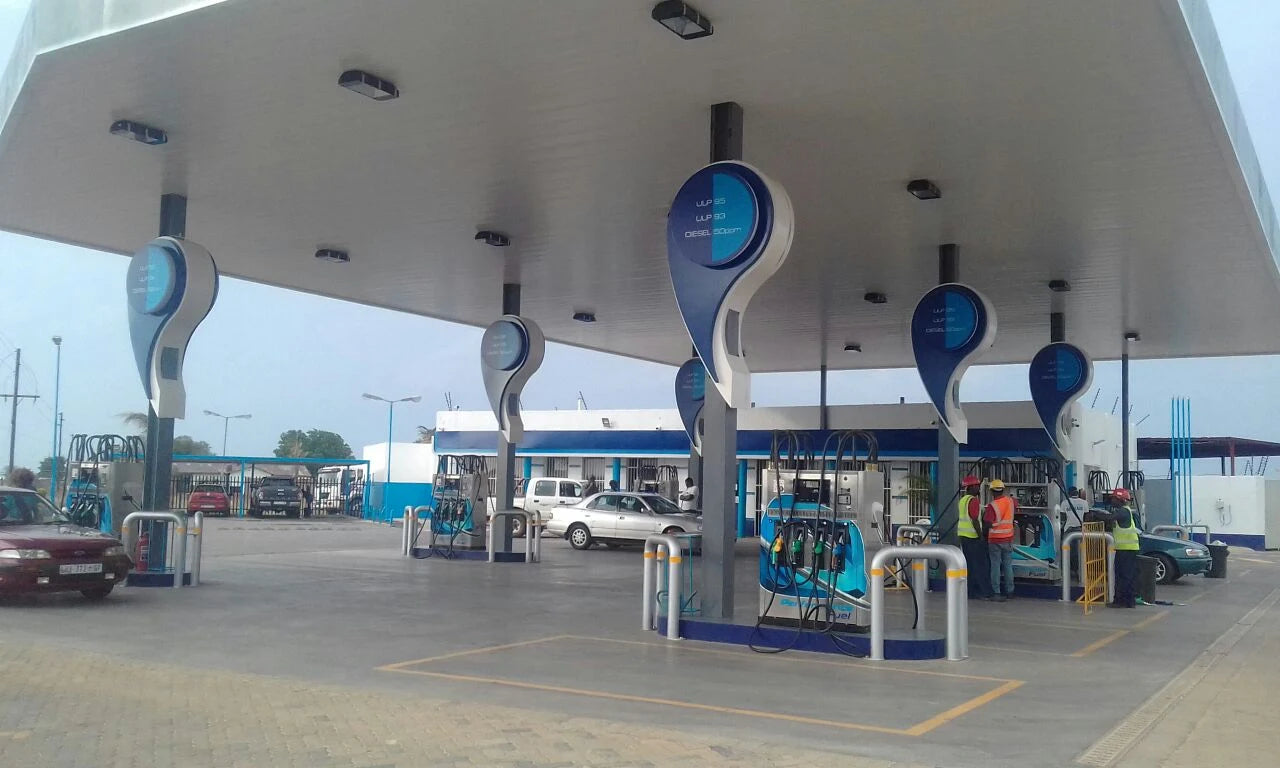 Additional Q4 Fuels signage archive photograph